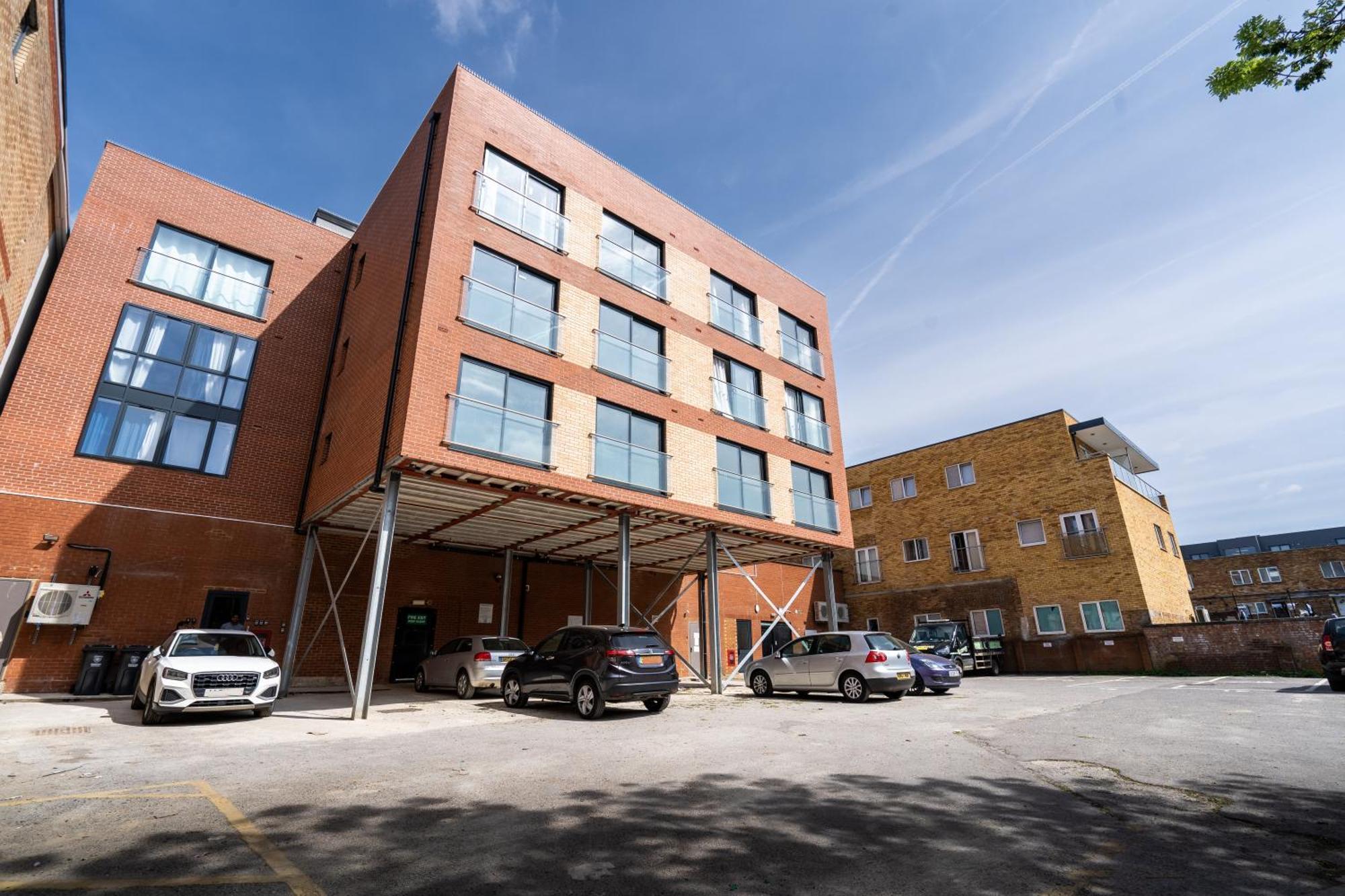 Hemel Apartments - Sea Breeze Hemel Hempstead Eksteriør bilde